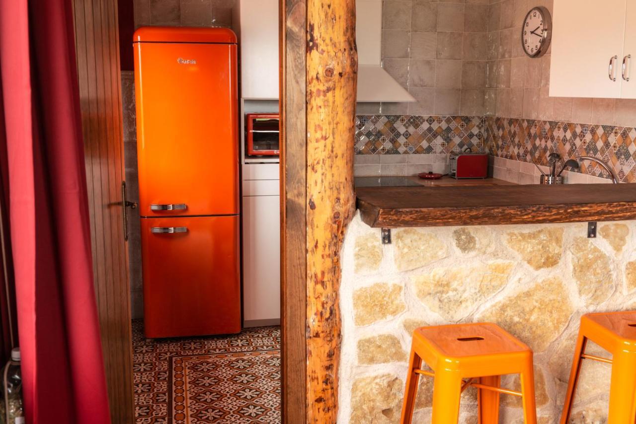 Casitas De La Data Country house